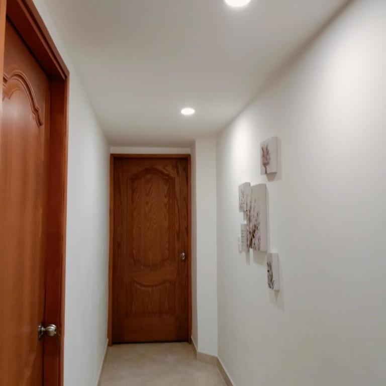 Apartamento en el corazón de la ciudad con impresionantes vistas urbanas 301 - Three-Bedroom Apartment - 60