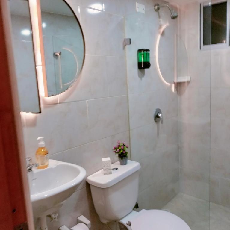 Apartamento en el corazón de la ciudad con impresionantes vistas urbanas - Apartamento de 3 dormitorios - 55
