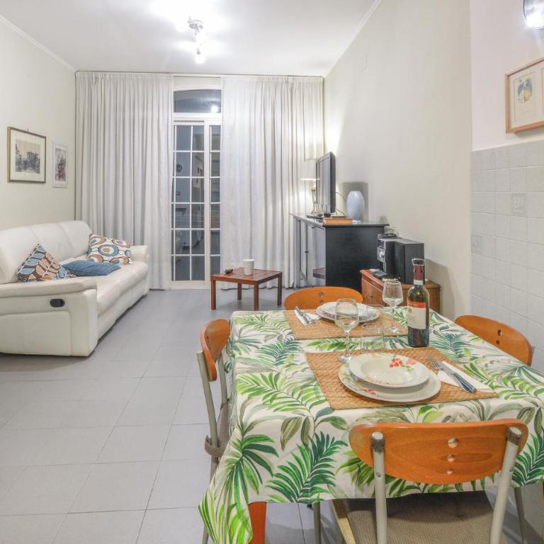 2 Bedroom Stunning Apartment In Genova - Appartamento con 2 Camere da Letto - 1