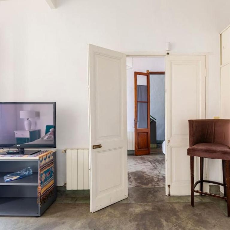 Gran suite en Palermo - Estudio Deluxe con cama grande - 3