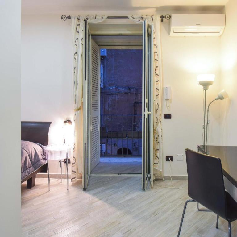 Gorgeous Apartment In Napoli With Wifi - Appartamento con 1 Camera da Letto - 4