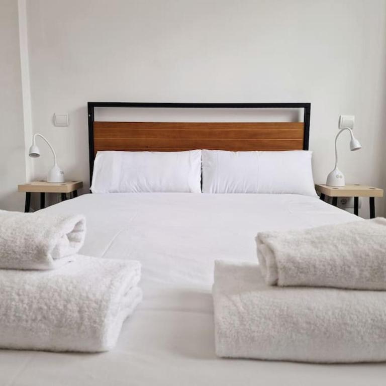Valdebebas Formula 1 con garaje gimnasio y piscina - Apartment mit 1 Schlafzimmer - 4