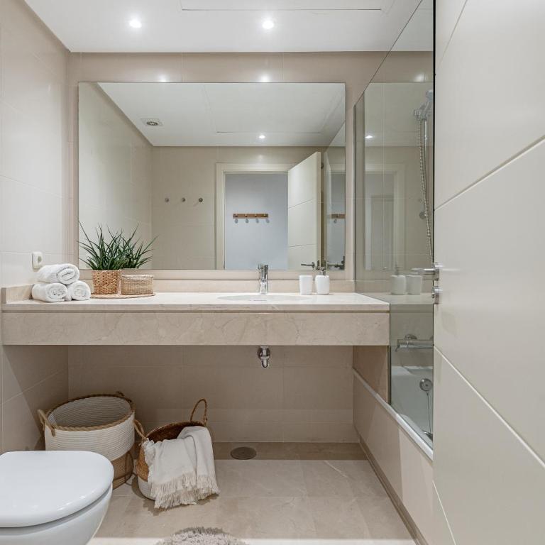 Lagoon Alcazaba, 2bdr, AC, parking, pool - Apartamento de 2 dormitorios - 25