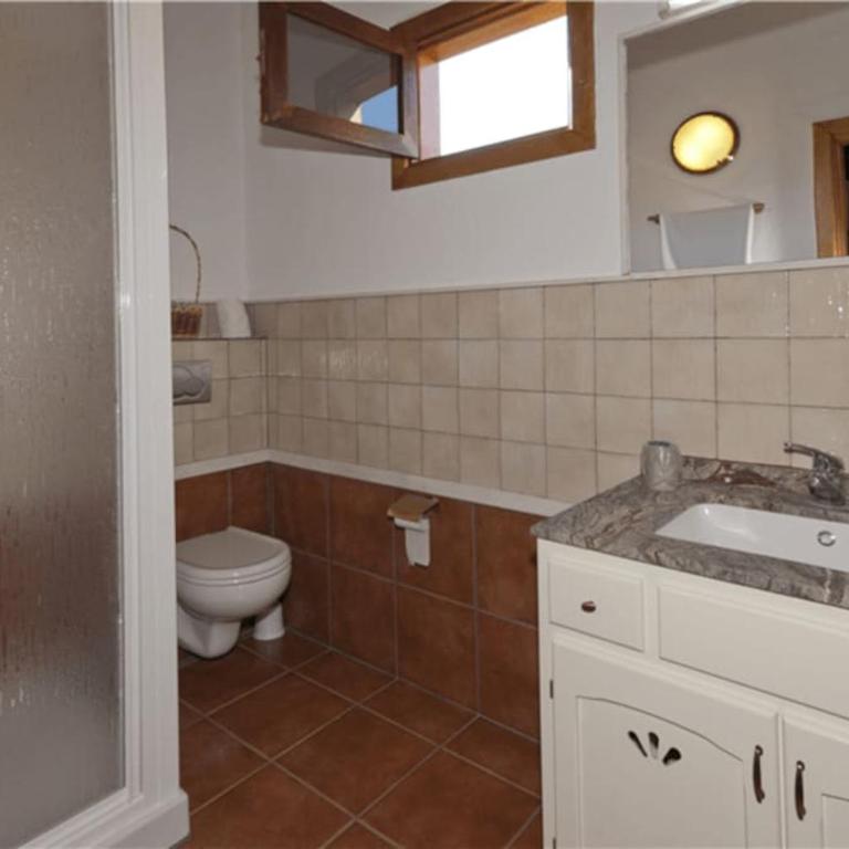 CASA RÚSTICA CON JACUZZI - Casa de 2 dormitorios - 2