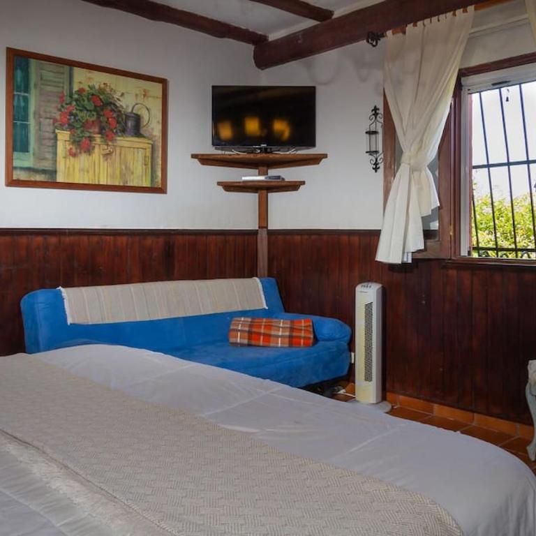 CASA RÚSTICA CON JACUZZI - Casa de 2 dormitorios - 3