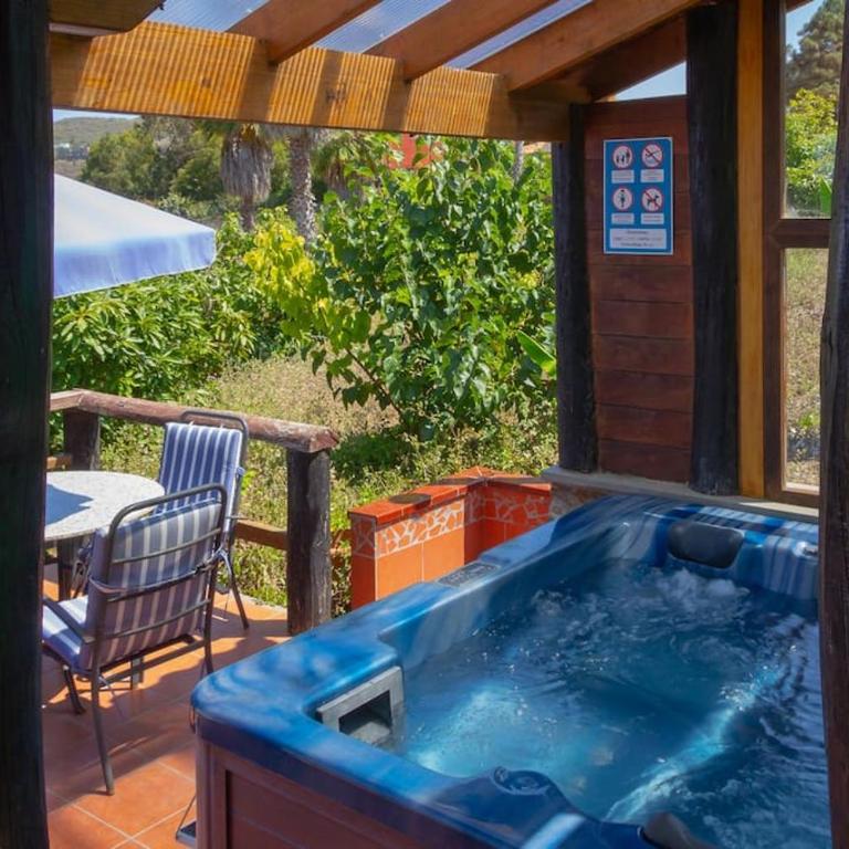 CASA RÚSTICA CON JACUZZI - Casa de 2 dormitorios - 21