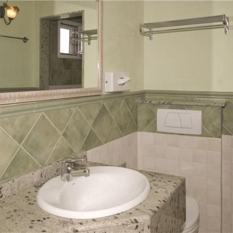 CASA RÚSTICA CON JACUZZI - Casa de 2 dormitorios - 24