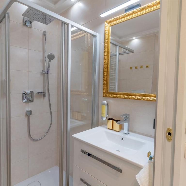 CT-GOLD Penthouse Bodensdorf Amatera privater Seezugang Hallenbad, Skiarena Gerlitzen - Apartment mit 1 Schlafzimmer - 5