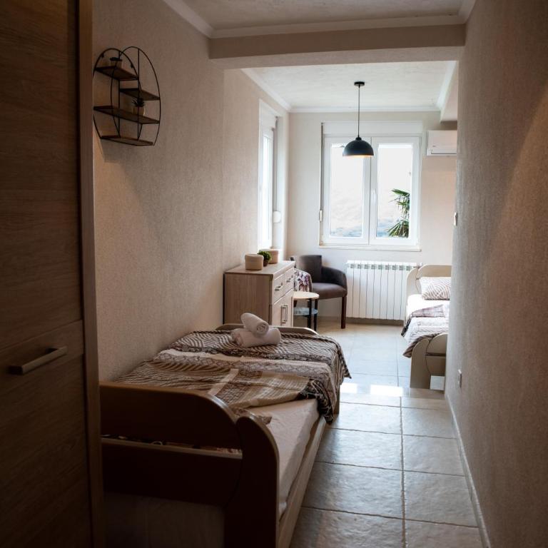 Spacious 2-bedroom apartment with nice view - Two-Bedroom Apartment - 8