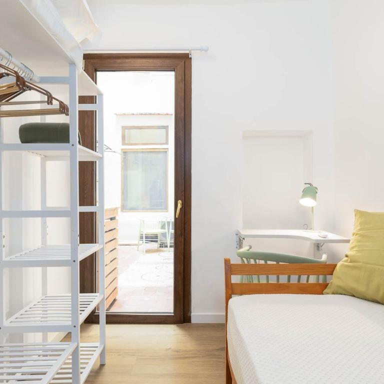 Casa Il Patio - Appartamento Deluxe con 2 Camere da Letto e Vista Giardino - 11