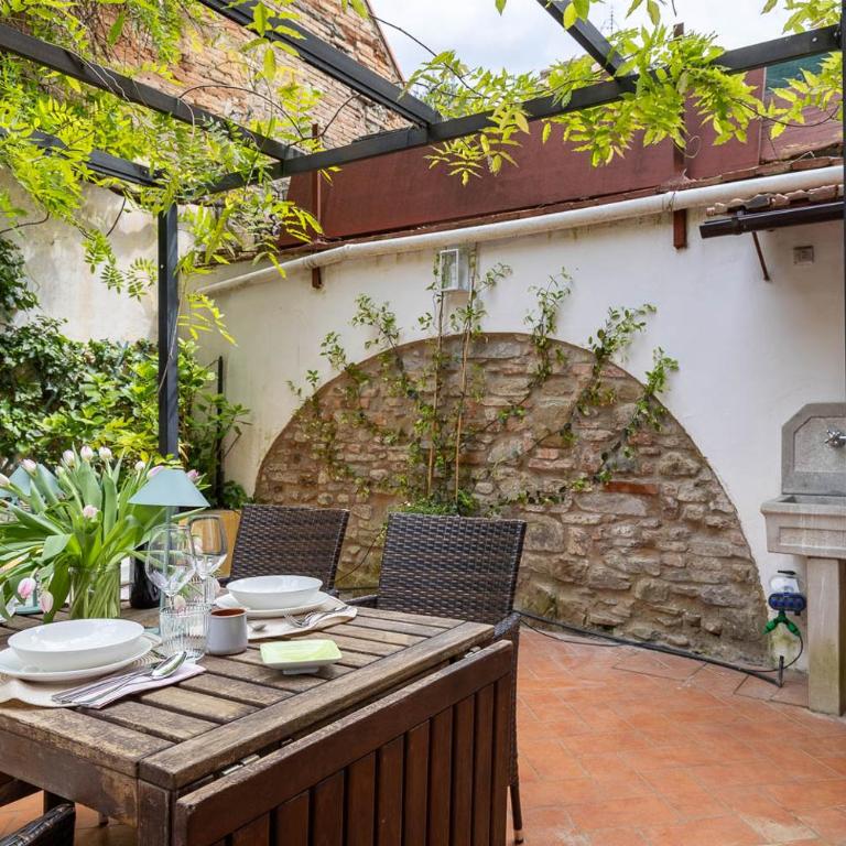 Casa Il Patio - Appartamento Deluxe con 2 Camere da Letto e Vista Giardino - 1