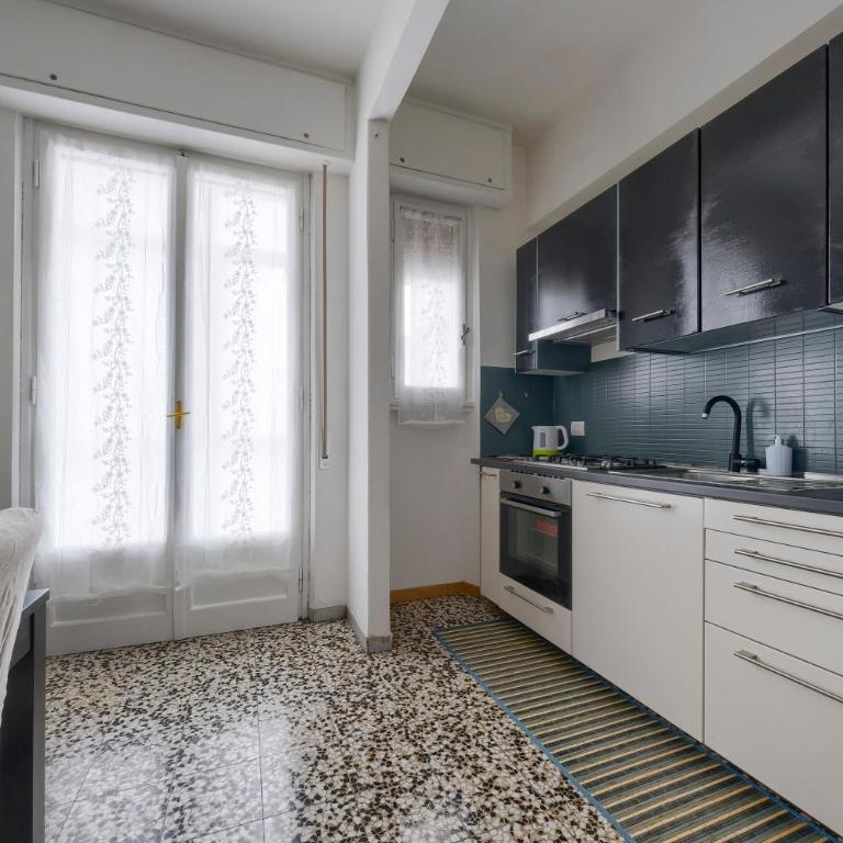 20 Roses Apartment - Two-Bedroom Family Apartment - 2