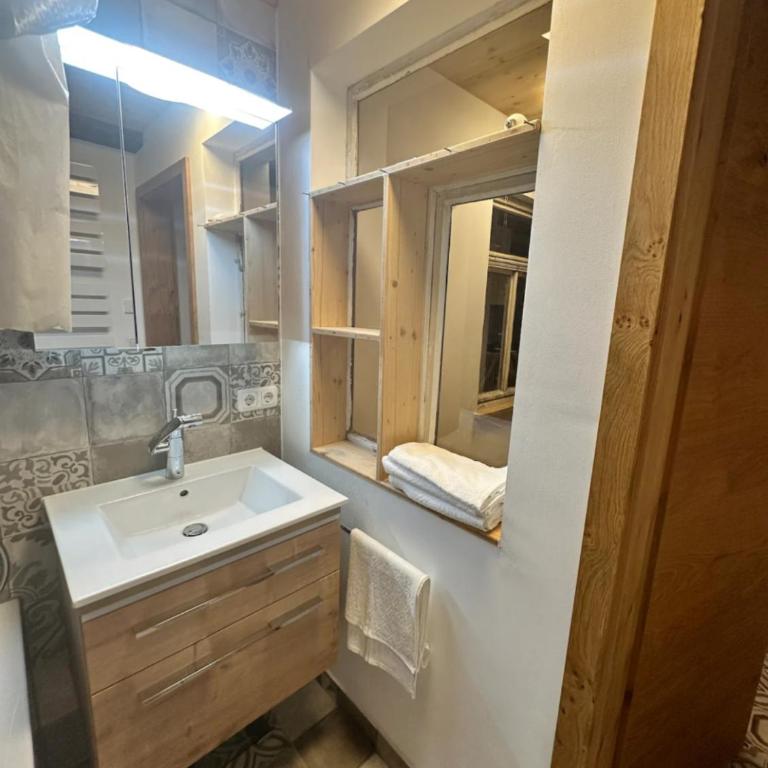 Exklusive Maisonetten Wohnung mit Gartenzugang - Apartment mit 2 Schlafzimmern - 17