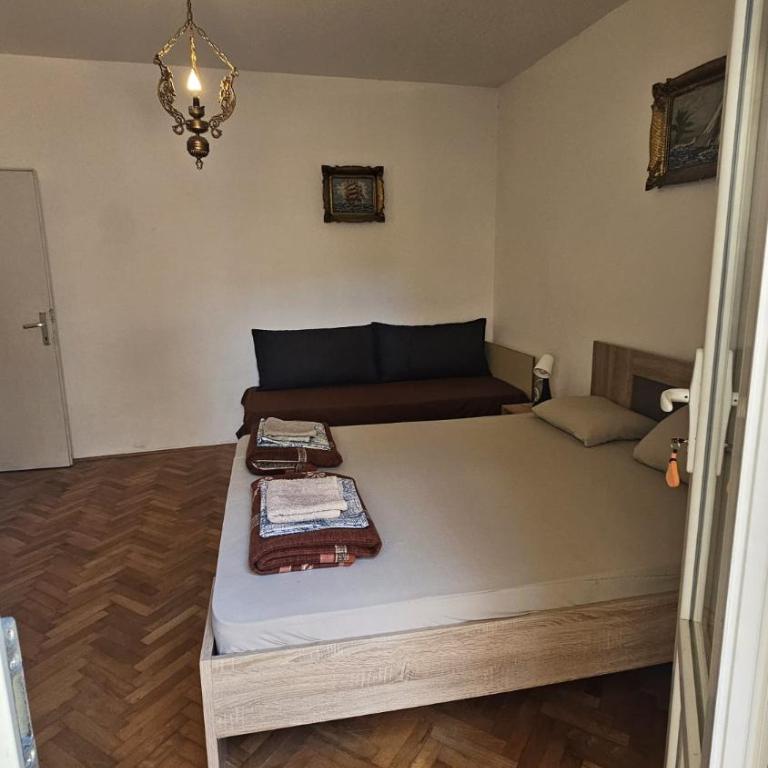 Radenović, soba - Apartman sa 1 Spavaćom Sobom - 3