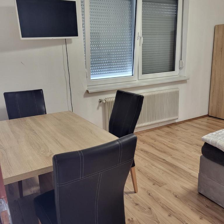 Schöne 2 Zimmer Wohnung im Herzen von Gleisdorf - Two-Bedroom Apartment - 1