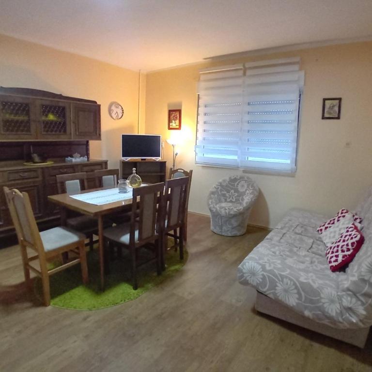 Smeštaj Vesna - Apartman sa 2 Spavaće Sobe - 5