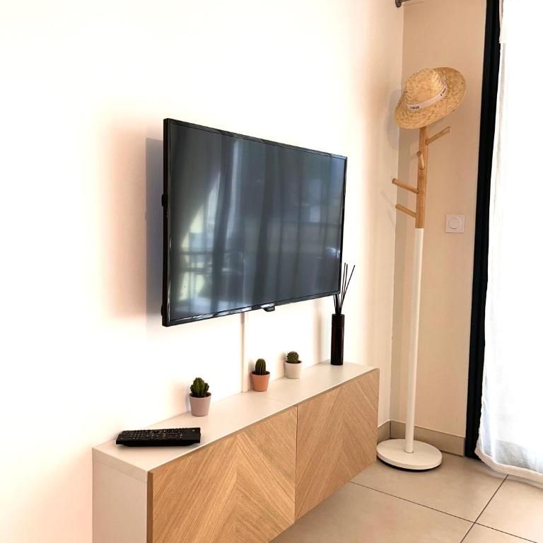 Studio NEUF - PORTES DE MONACO - Confort - Wifi - Clim - Appartement 1 Chambre - 8
