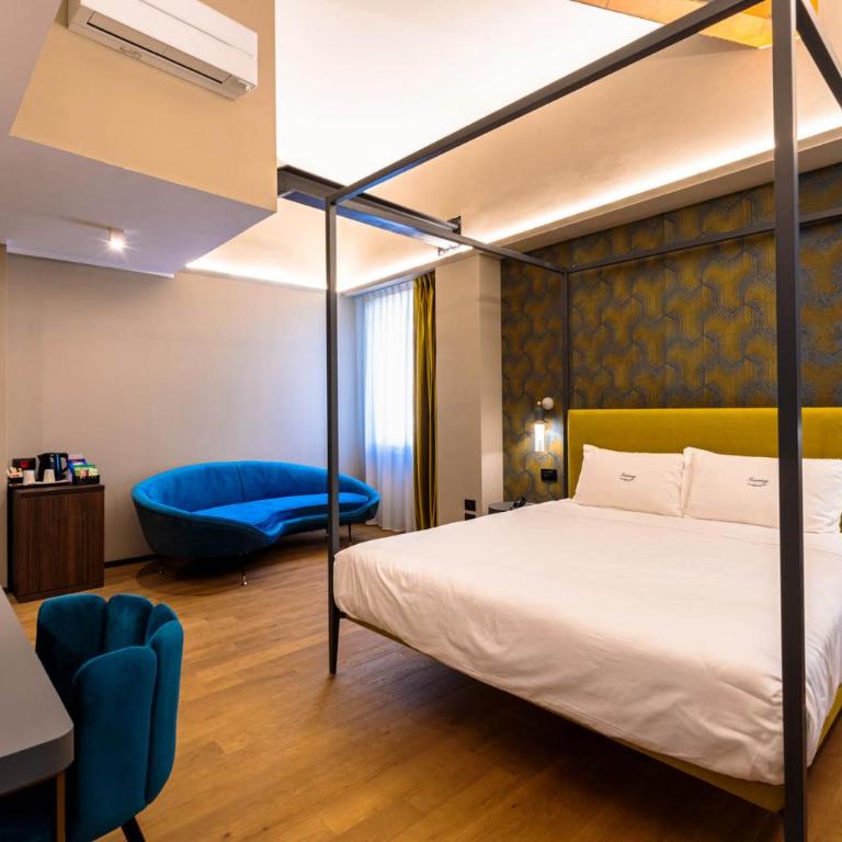 Hotel Touring - Junior Suite Deluxe - 1