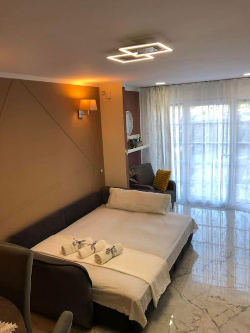 Unique Apartment La Pineda - Deluxe One-Bedroom Apartment - 51