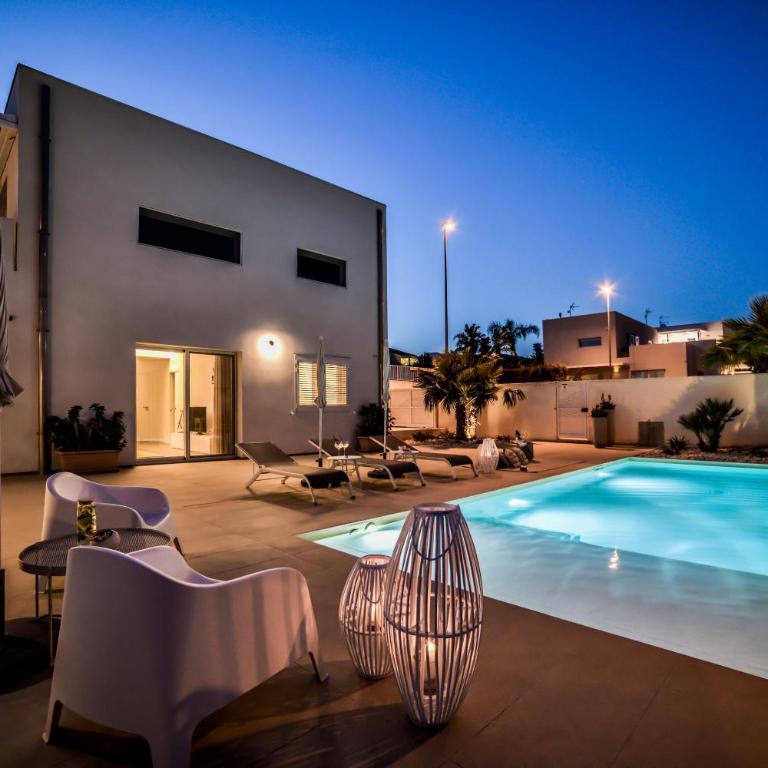CASA BLANCA VILLA Exclusive with Private Pool - Villa con Piscina Privata - 32