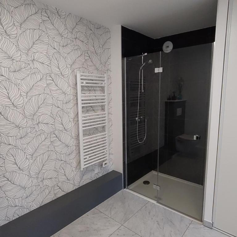 Évasion en bord de mer - 350m plage - Garage privé - One-Bedroom Apartment - 8