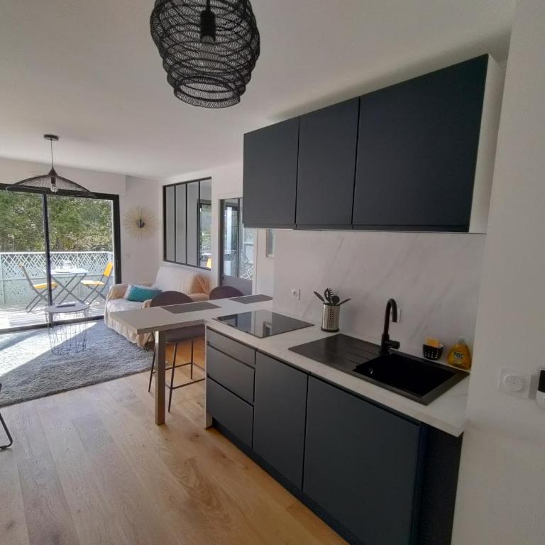 Évasion en bord de mer - 350m plage - Garage privé - One-Bedroom Apartment - 3