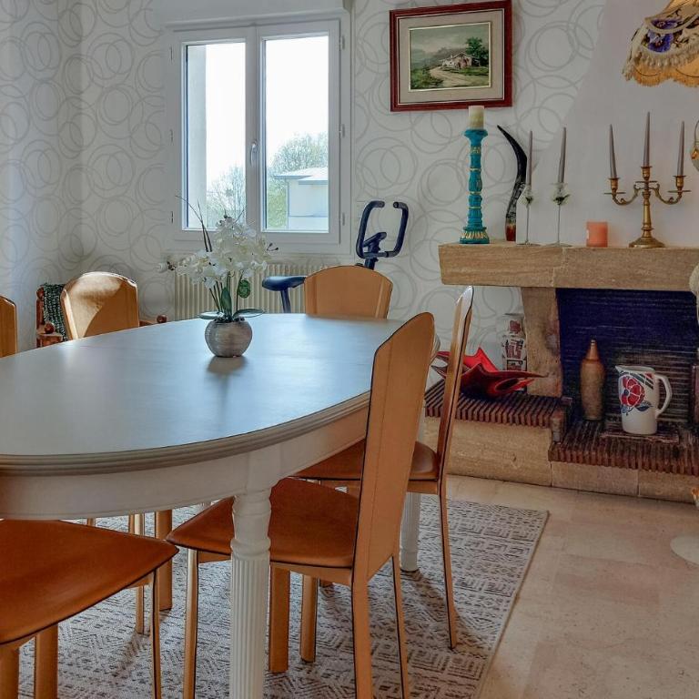 Gorgeous Apartment In Concarneau - Appartement 3 Chambres - 21