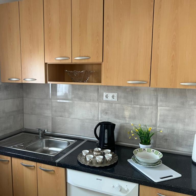 Easy Stay - Two-Bedroom Apartment - 9