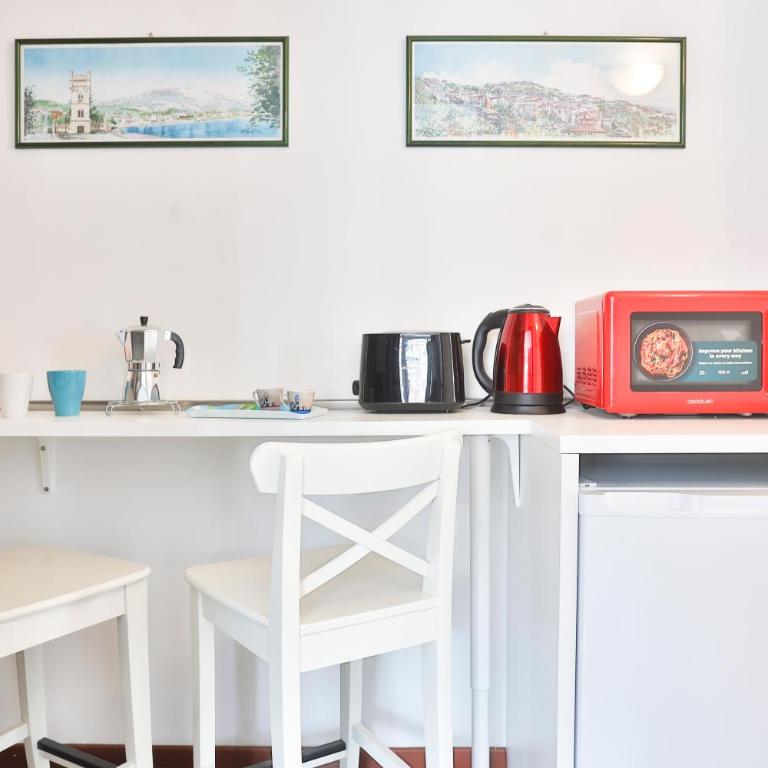 GuestHost - Lo Studio - Piazza della Concordia & Sea View Apt - Appartamento con 2 Camere da Letto - 3