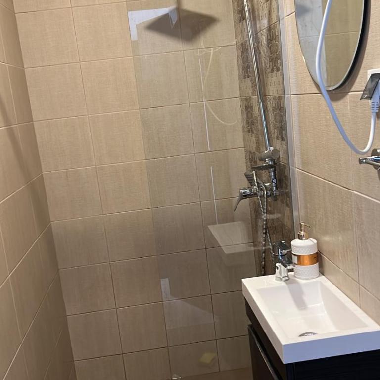 Guest house Mia Becici - Sobe i Apartmani - Double Room with Balcony - 5
