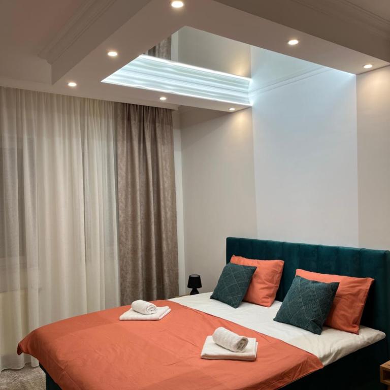 Baroque Apartment NS - Apartman sa 2 Spavaće Sobe - 1