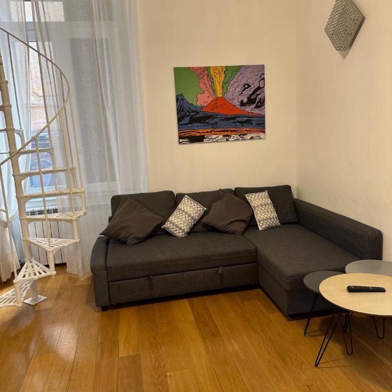 CriSè Home - Appartamento con 3 Camere da Letto - 2