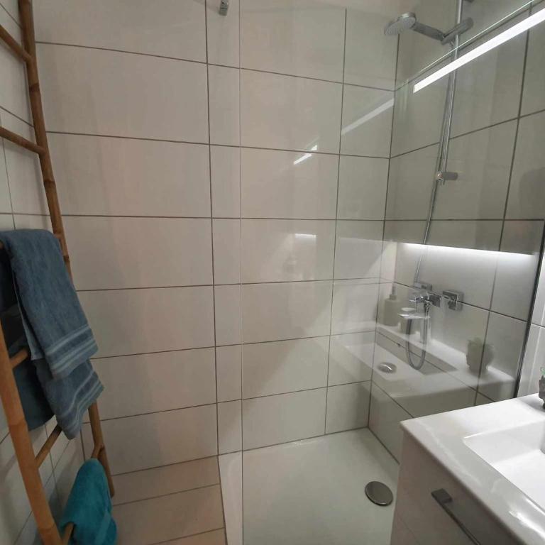 Agréable appartement dans une résidence de vacances avec terrasse et 2 piscines, au bord de la Plage du Midi - Appartement 1 Chambre - 6