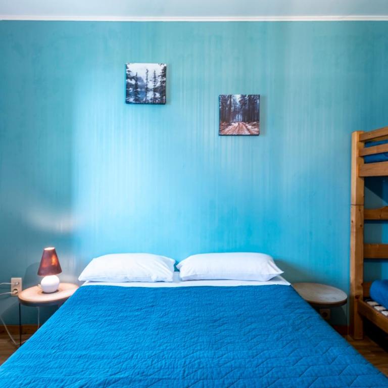 Le Charmagit - Vierbettzimmer mit Bad - 1
