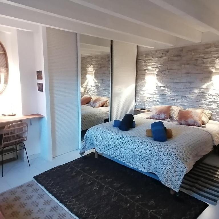Le super duplex des halles - Three-Bedroom Apartment - 13