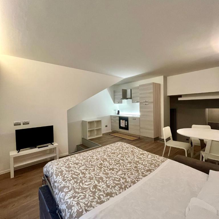 Central Side Apartment - Appartamento con 2 Camere da Letto - 5