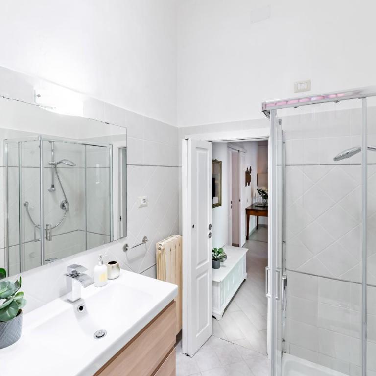 Hostly-Garden House San Lorenzo-Few steps to Tower - Appartamento con 1 Camera da Letto - 16