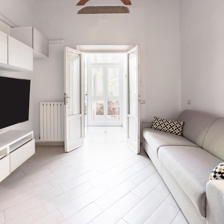 Hostly-Garden House San Lorenzo-Few steps to Tower - Appartamento con 1 Camera da Letto - 7