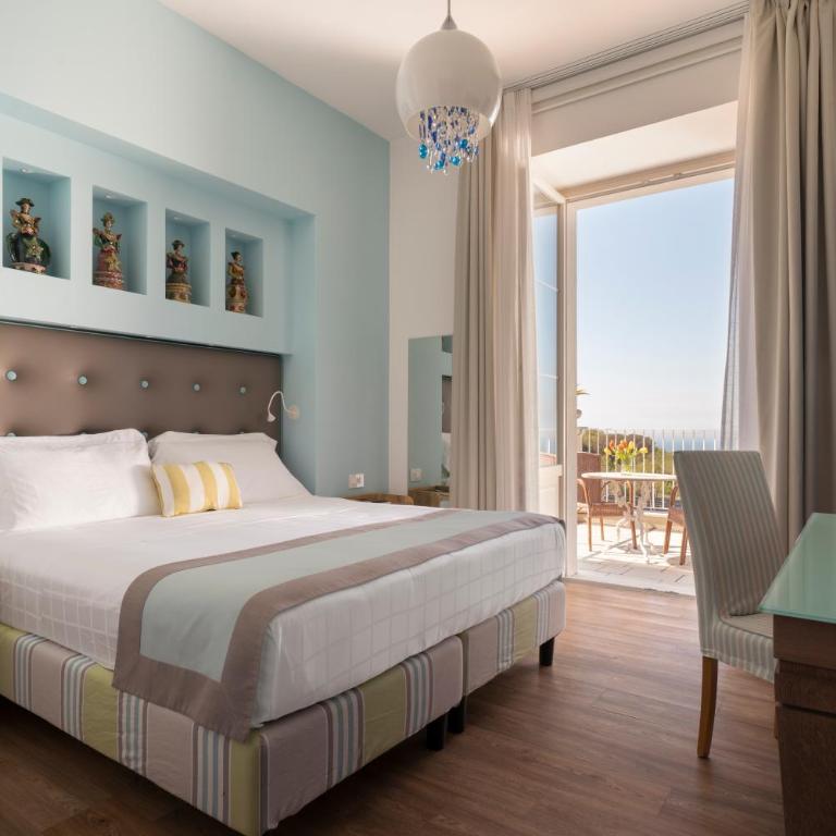 Relais Palazzo del Barone - Camera Deluxe Matrimoniale/Doppia con Letti Singoli con Vista Mare - 7