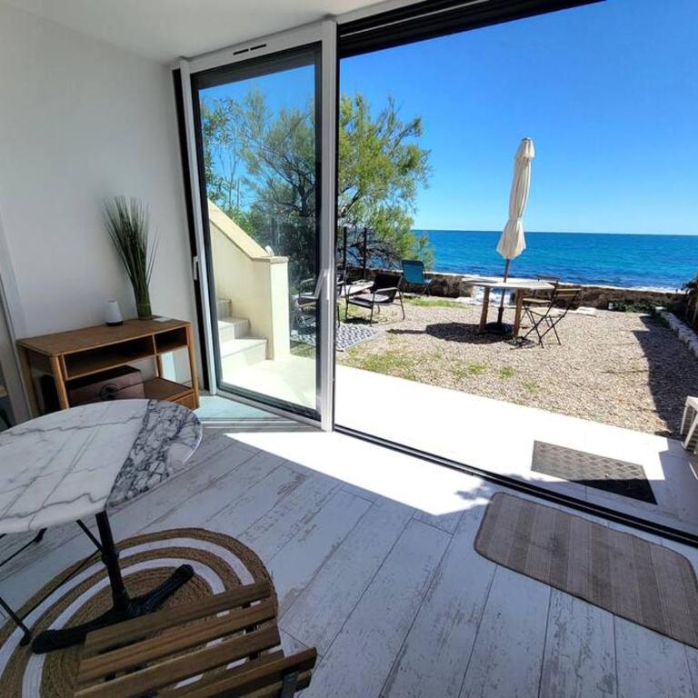 Le Cabanon, pieds dans l'eau, vue exceptionnelle - Two-Bedroom House - 17