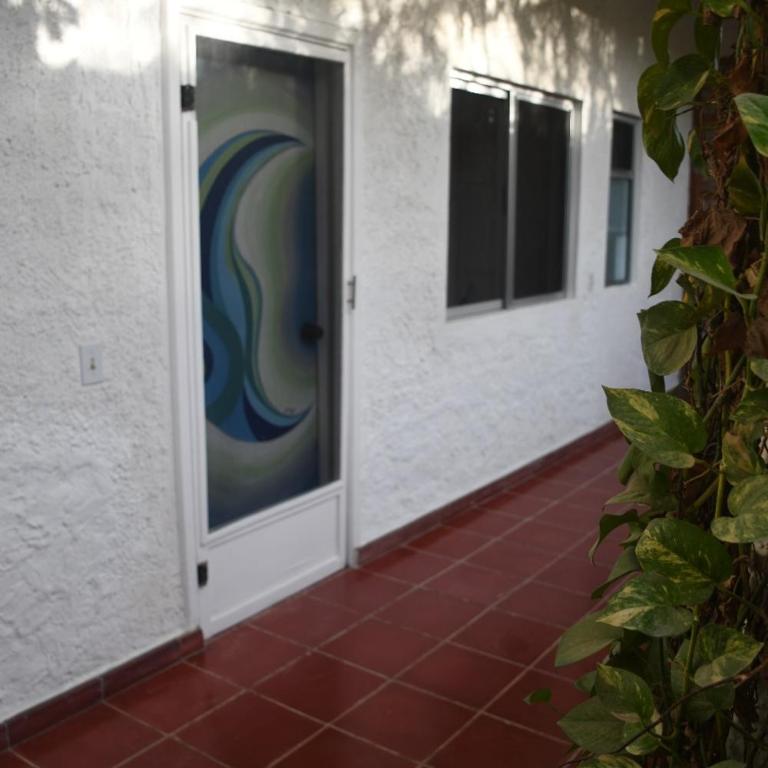 La Playita Hostal - Deluxe Double Room with Extra Bed - 13