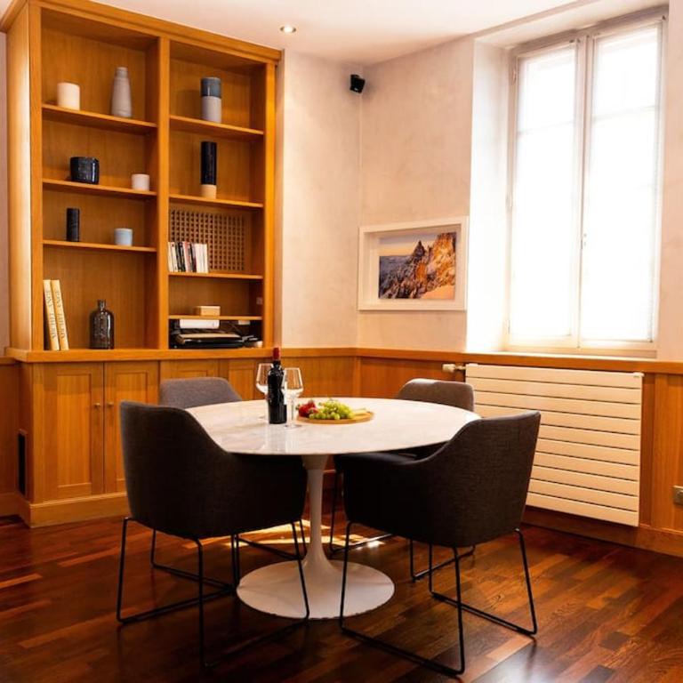 Appartement Annecy centre historique parking réservé - One-Bedroom Apartment - 1