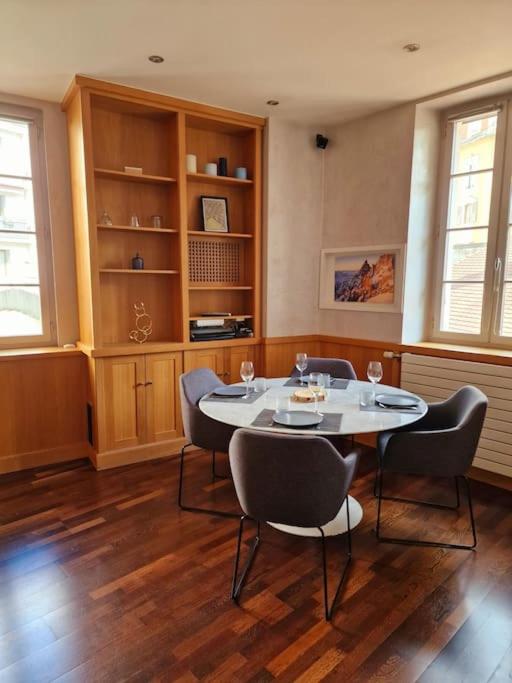 Appartement Annecy centre historique parking réservé - One-Bedroom Apartment - 12