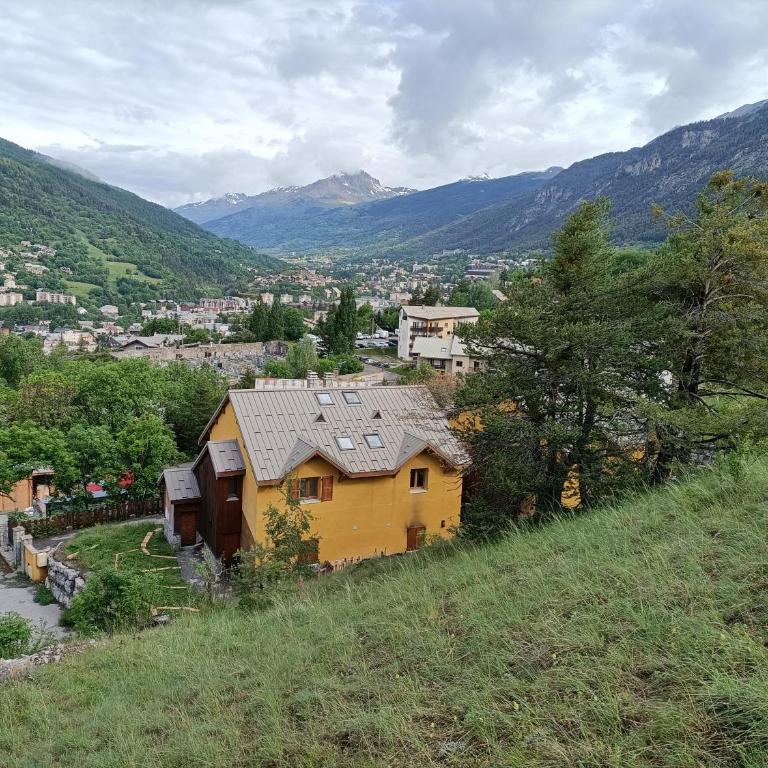 Chalet Les Blancs Sommets - Two-Bedroom Apartment - 5