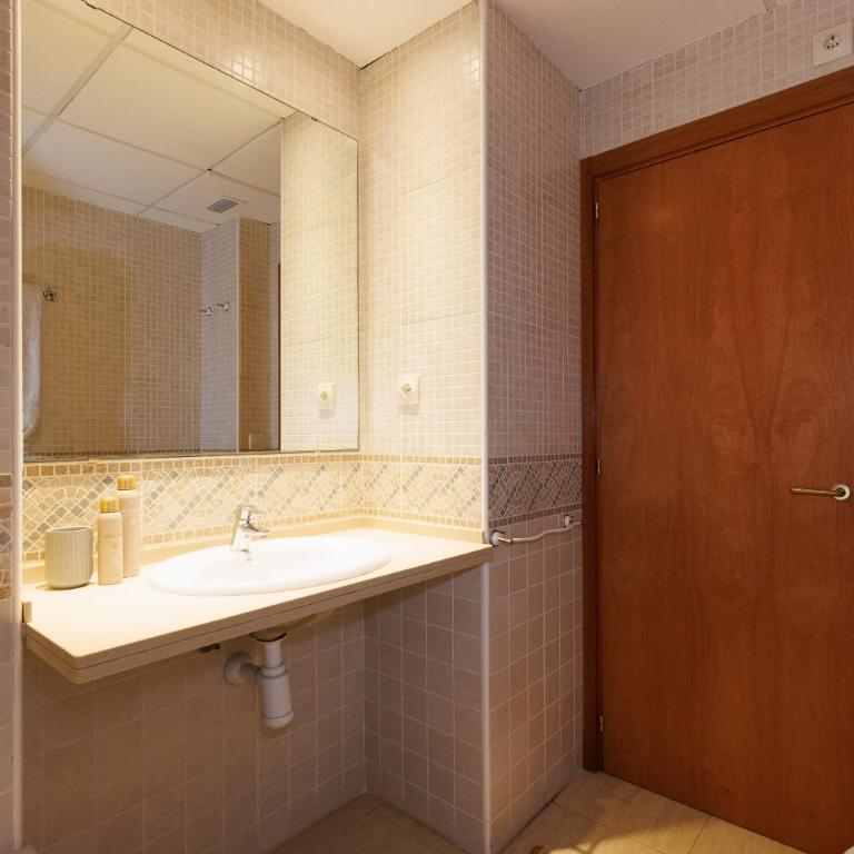 UHC TRAMUNTANA FAMILY COMPLEX - Apartamento de 3 dormitorios - 18
