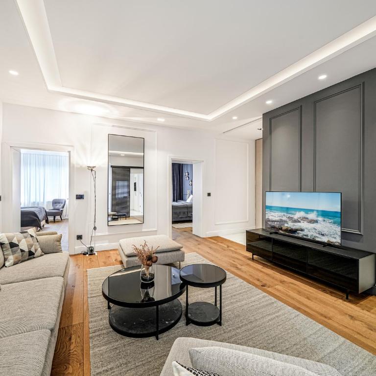 Enjoy B-52 Crown - Deluks Apartman sa 2 Spavaće Sobe i Balkonom - 4