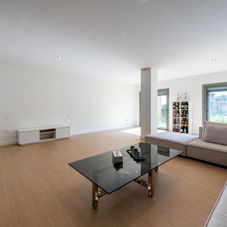 Tranquil Oasis Luxury Villa - Three-Bedroom Villa - 11