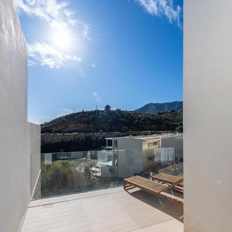 Tranquil Oasis Luxury Villa - Three-Bedroom Villa - 8