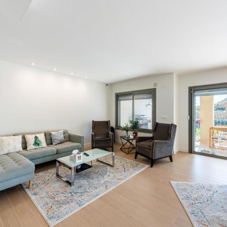 Tranquil Oasis Luxury Villa - Three-Bedroom Villa - 19