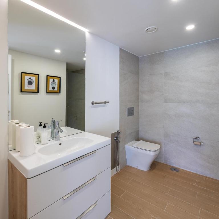 Tranquil Oasis Luxury Villa - Three-Bedroom Villa - 22